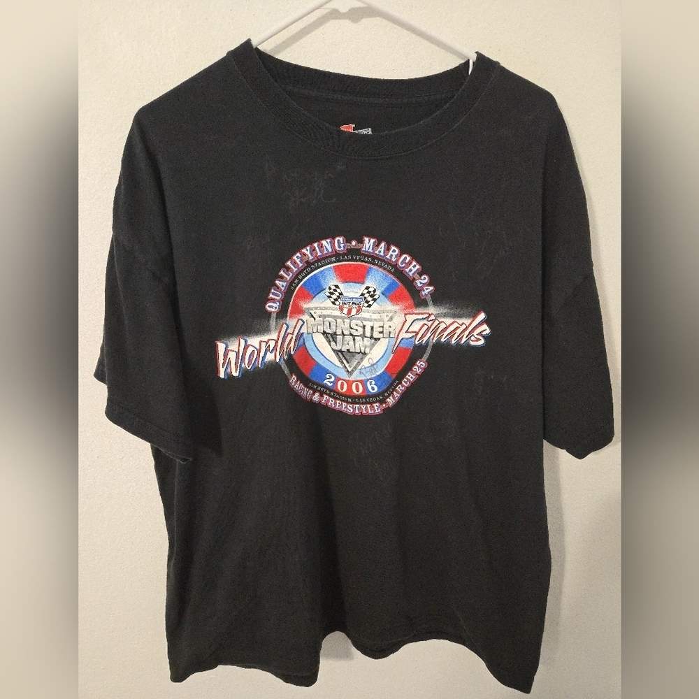 2006 MONSTER JAM WORLD FINALS T Shirt XL tee AUTOGRAPHS Trucks Black Las Vegas
